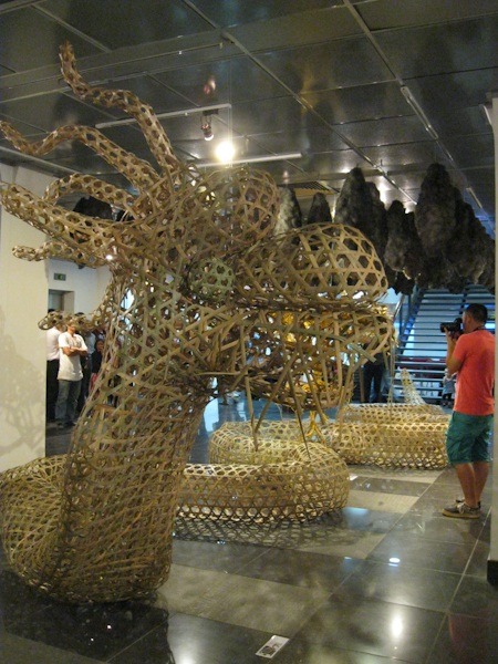 Trở về ký ức tuổi thơ với triển lãm sắp đặt - 5 Một số hình ảnh trong triển lãm