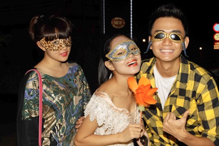 Top 8 Idol thư giãn với... Halloween - 1 Bảo Trâm, Hoàng Quyên và Thanh Tùng