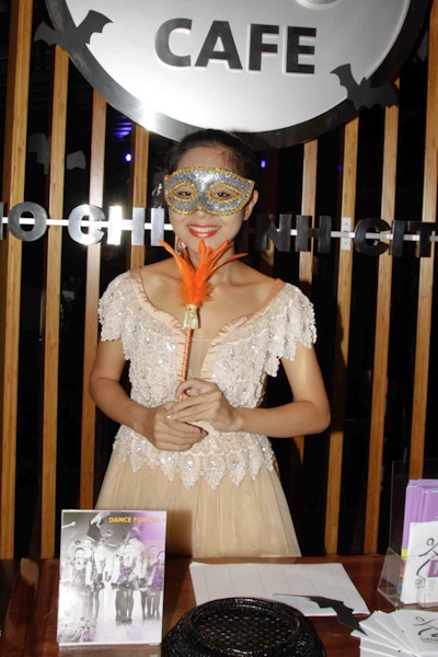 Top 8 Idol thư giãn với... Halloween - 5 Hoàng Quyên