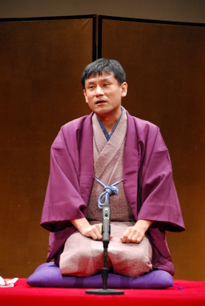 Nghệ sĩ Nhật diễn miễn phí nghệ thuật Rakugo tại Việt Nam - 1 Nghệ sĩ Nhật diễn miễn phí nghệ thuật Rakugo tại Việt Nam