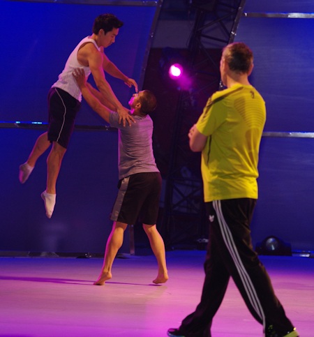 Ngôi sao thế giới trên sân tập Việt Nam - 3 Các ngôi sao thế giới tập luyện rất chăm chỉ và nghiêm túc