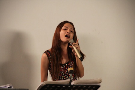 Hương Giang hát nhạc Hàn Quốc - 1 Hương Giang