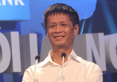 Lê Hoàng lại ngồi “ghế nóng” - 1 Đạo diễn Lê Hoàng