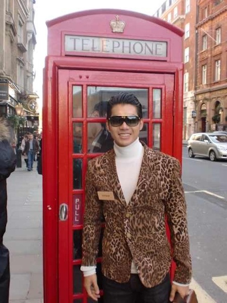 Buồng điện thoại màu đỏ là biểu tượng của London