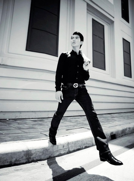 Nam Thành chính thức tham dự Mr World 2012