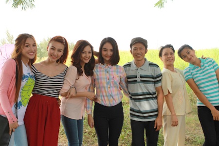 Gia đình Hoài Linh - Việt Hương và các con