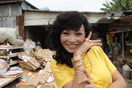 Phương Thanh vào vai bà chủ vựa ve chai