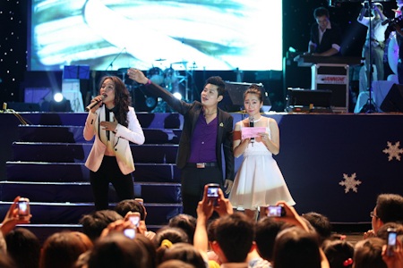 Phần trình diễn của Hiền Thục trong đêm 2/12