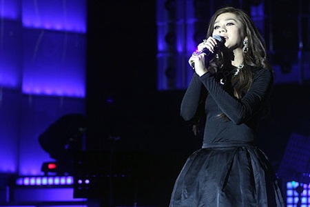 Khanh Chi Lâm vẫn chưa hoàn thiện việc chuyển giới - 2 Lý gi