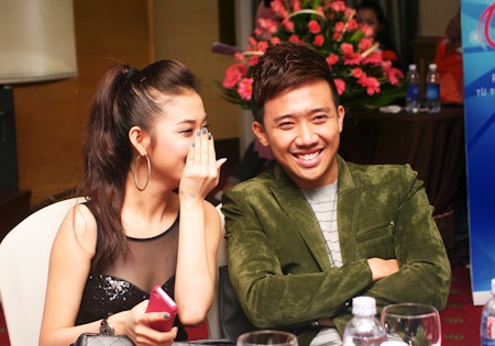 Bạn gái của MC Trấn Thành là em họ Mai Thu Huyền - 1 Trấn Thành và cô bạn gái xinh đẹp