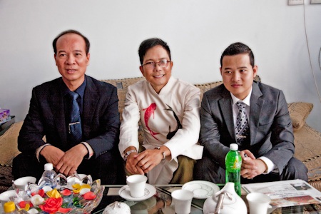 Nam ca sĩ và các đối tác