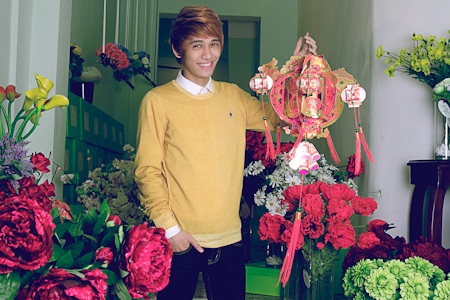 Ngô Thanh Vân tuyệt đẹp trong hoa xuân - 10 Ngô Thanh Vân tuyệt đẹp trong hoa xuân - 10