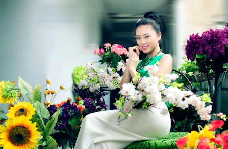 Ngô Thanh Vân tuyệt đẹp trong hoa xuân - 3 Ngô Thanh Vân tuyệt đẹp trong hoa xuân - 3
