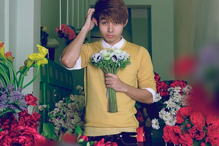 Ngô Thanh Vân tuyệt đẹp trong hoa xuân - 7 Ngô Thanh Vân tuyệt đẹp trong hoa xuân - 7