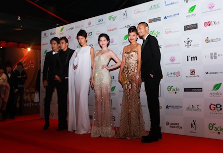 Như Thảo, Dzoãn Tuấn nhận giải tại Hàn Quốc - 2