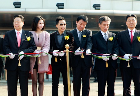 Như Thảo, Dzoãn Tuấn được đánh giá cao tại Hàn Quốc - 20 Như Thảo, Dzoãn Tuấn được đánh giá cao tại Hàn Quốc - 20