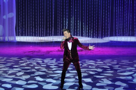 Dương Triệu Vũ "đa sắc" trong liveshow - 16 Ngoài những bản phối mới,