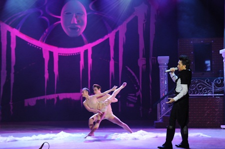 Dương Triệu Vũ "đa sắc" trong liveshow - 18 Ch