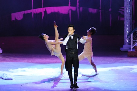 Dương Triệu Vũ "đa sắc" trong liveshow - 6 Với những bản phối mới, các ca khúc