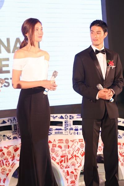Cha Ye-Ryeon sánh đôi cùng Johnny Trí Nguyễn - 4 Cặp đôi nổi tiếng của Hàn Quốc và Việt Nam