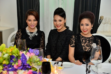 Á hậu Hương Giang trở lại với showbiz - 18 Hương Giang và Trương Ngọc Ánh, Hạ Mi