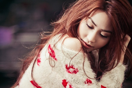 Ngân Khánh đẹp gợi cảm đón giáng sinh - 1 Bình Yên