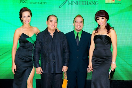 Phan Đinh Tùng dẫn vợ mới cưới đến mừng Minh Khang - 4 Phan Đinh Tùng dẫn vợ mới cưới đến mừng Minh Khang