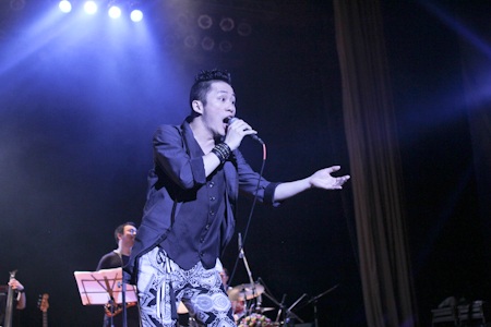 Tùng Dương "chơi" Jazz với các nghệ sĩ châu Á - 8 Tùng Dương "chơi" Jazz với các nghệ sĩ châu Á - 8