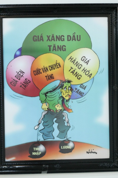 Sâu cay triển lãm tranh biếm hoạ - 9 Sâu cay triển lãm tranh biếm hoạ