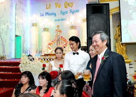 Vợ chồng Quách Ngọc Ngoan hạnh phúc trong ngày cưới - 15 Vợ chồng Quách Ngọc Ngoan hạnh phúc trong ngày cưới