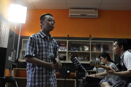 Thí sinh Vietnam's got talent hăng say luyện tập cho đêm chung kết - 4 Thí sinh Vietnam's got talent hăng say luyện tập cho đêm chung kết
