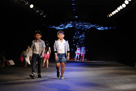 Người mẫu nhí nổi bật trong đêm thời trang - 5