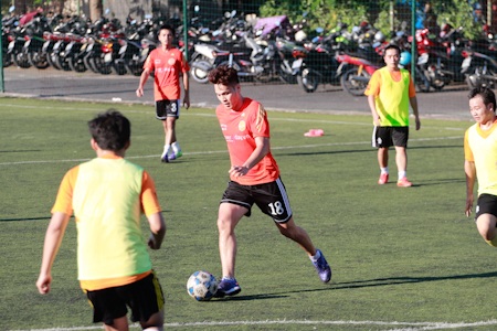 CLB Nghệ sĩ về nhì giải Nghệ sĩ mở rộng - 11 CLB Nghệ sĩ về nhì giải Nghệ sĩ mở rộng