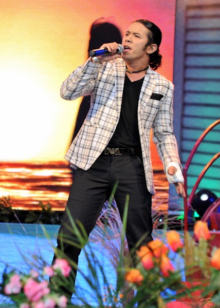 Mỹ Tâm đằm thắm với Chuyện tình không suy tư - 13 Kasim Hoàng Vũ hát Mười năm tình cũ và Anh còn nợ em