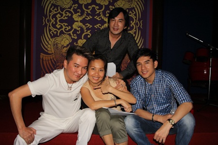 Cẩm Ly, Đan Trường, Đàm Vĩnh Hưng hăng say diễn... tuồng - 14 Để diễn tốt vở tuồng cổ, các nghệ sĩ phải luyện tập rất vất vả