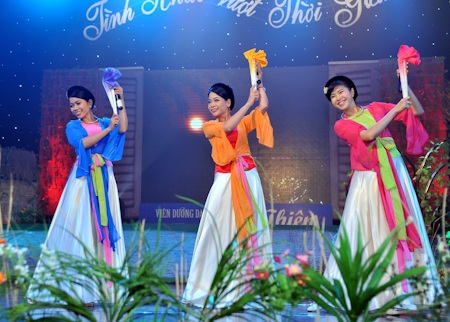 Một số tiết mục khác trong đêm diễn