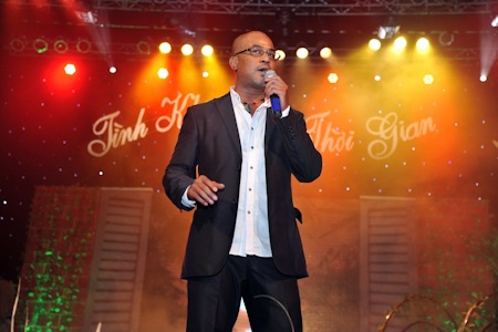 Randy hát Hàn Mặc Tử