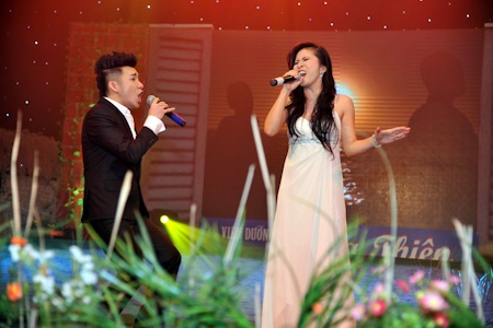 Màn song ca của Quang Hà và Ngọc Liên