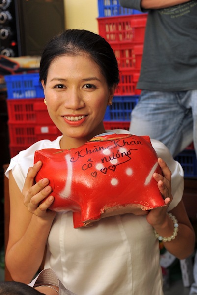 Trang Trần khoe chú heo của mình