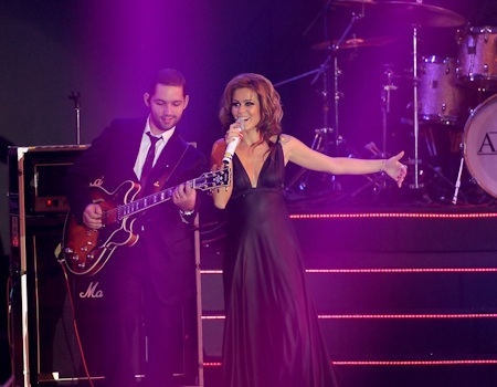 Dù rất cố gắng nhưng ấn tượng mà Yoon G mang lại không quá mạnh mẽ. 