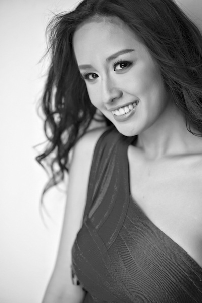 Mai Phương Thuý l