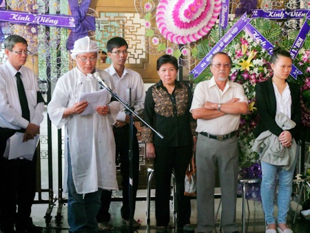 Âm nhạc tiễn đưa nhạc sĩ Hoàng Hiệp về cõi vĩnh hằng - 8 Con trai nhạc sĩ Hoàng Hiệp ôn lại những kỷ niệm về cha và luôn tự hào về cha của mình