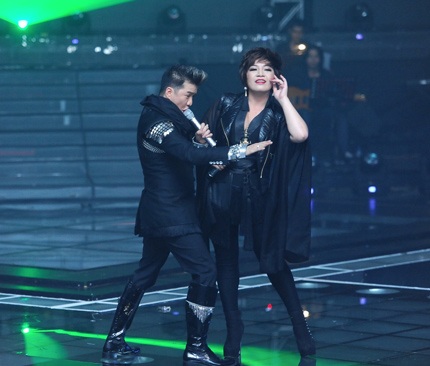 Thí sinh The Voice đồng loạt xuất hiện trong liveshow Mr Đàm - 1 Mr Đàm sẽ tổ chức liveshow mừng xuân với sự tham gia của các học trò
