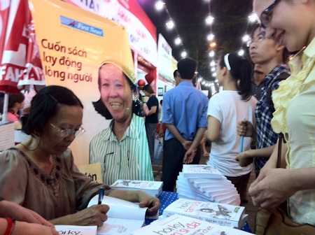 Hồi ký Tâm “Si đa” được dựng thành phim - 1 Chị Tâm nổi tiếng với cuốn hồi ký của mình