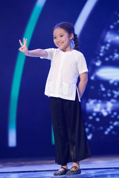 Thiên thần múa 8 tuổi của Got Talent - 11 Phần biểu diễn tuyệt đẹp của bé Trang Linh