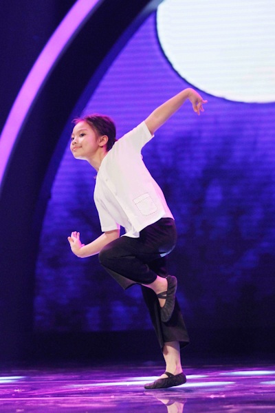 Thiên thần múa 8 tuổi của Got Talent - 10 Phần biểu diễn tuyệt đẹp của bé Trang Linh