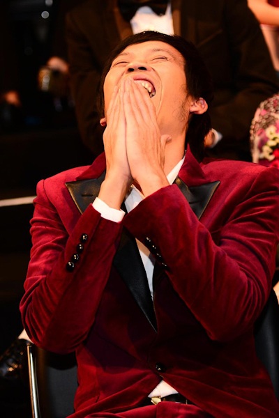 Hoài Linh lập cú đúp tại HTV Awards - 17 Danh hiệu này thuộc về Hoài Linh