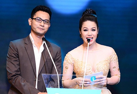Hoài Linh lập cú đúp tại HTV Awards - 6 Giải thưởng này do Huỳnh Đông và Nhật Kim Anh công bố