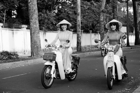 Nét Sài Gòn xưa qua ảnh của Chung Thục Quyên và Quanh Đi - 11 Bình Yên