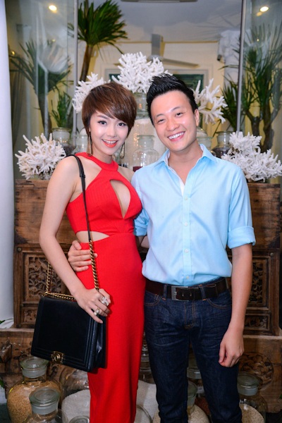 Minh Hằng tình tứ cùng Lương Mạnh Hải - 1 Minh Hằng tình tứ cùng Lương Mạnh Hải
